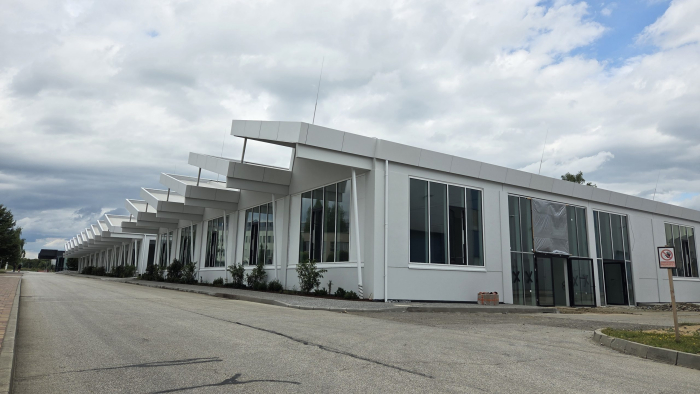 Návštěva redakce Forbes na stavbě Akademie