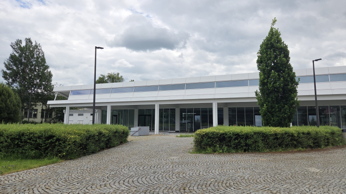 Návštěva redakce Forbes na stavbě Akademie