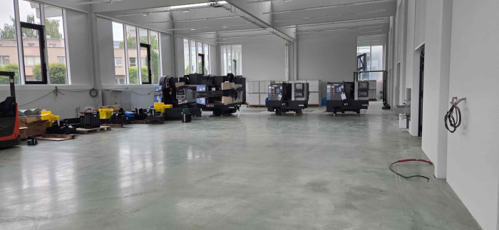 Instalace obráběcích strojů a robotické svařování